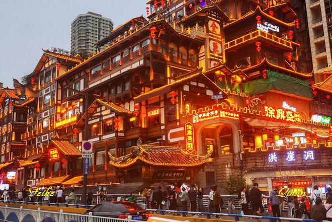 A One-Day Trip in Chongqing Morning: Explore the Historic Heart