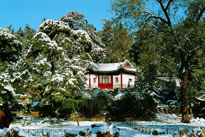 The Summer Palace:Wind of Virtue (Yangren Feng)