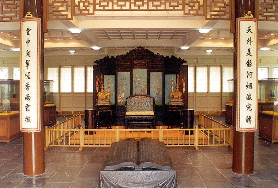 d0524ce37d70406ba48d4fb32cb170af.jpg The Summer Palace:Wenchang Gallery(Wenchang Yuan )(图2)